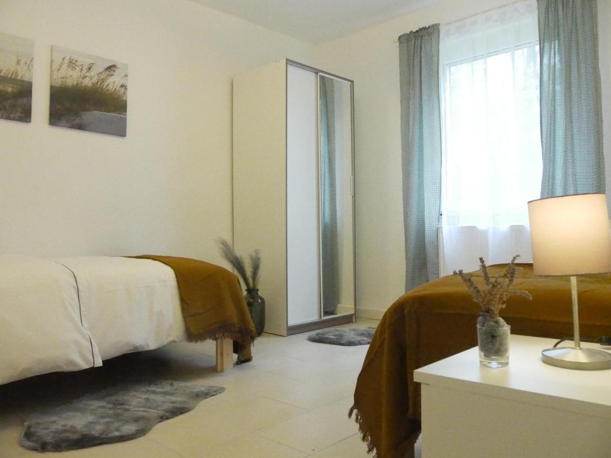 Apartment Mit Einzelbetten Fur Zwei Essen Exteriör bild